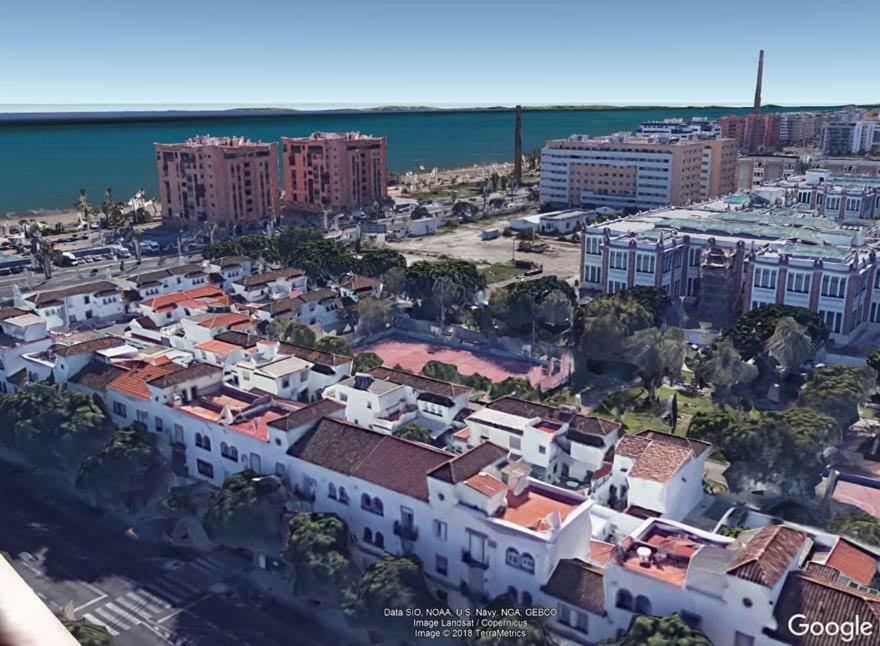 Paseo Maritimo De Poniente Apartment Malaga Exterior photo